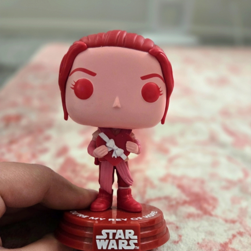 Star Wars Red Collectible Figure funko pop